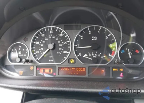 2005 BMW 330 z USA, uszkodzony, nr VIN WBAEW534X5PN37390